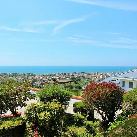 Ischia Con Vista Mare شقة *